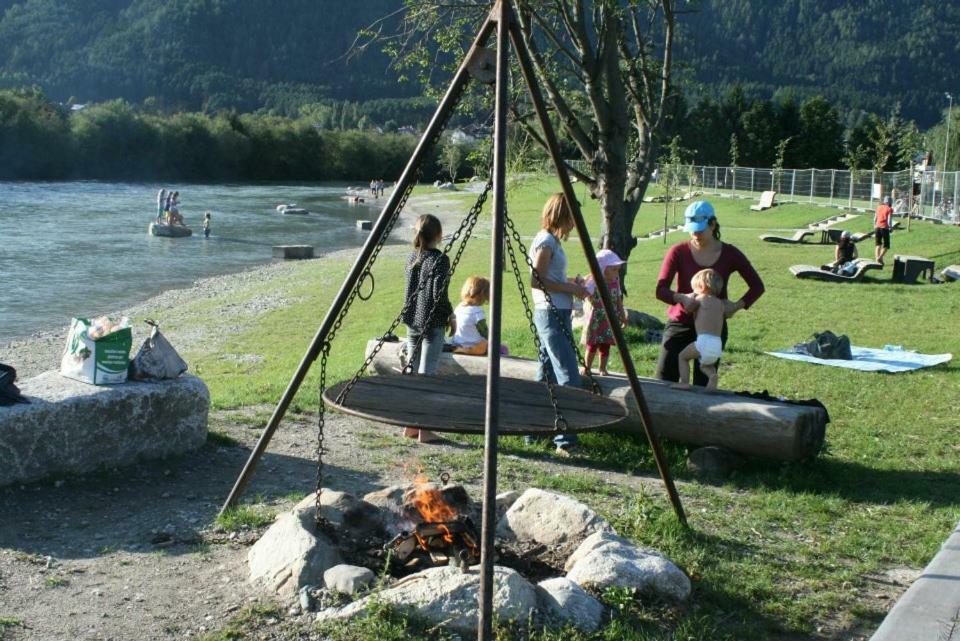 Gruppenhaus Thalackerhof Brunico Eksteriør bilde
